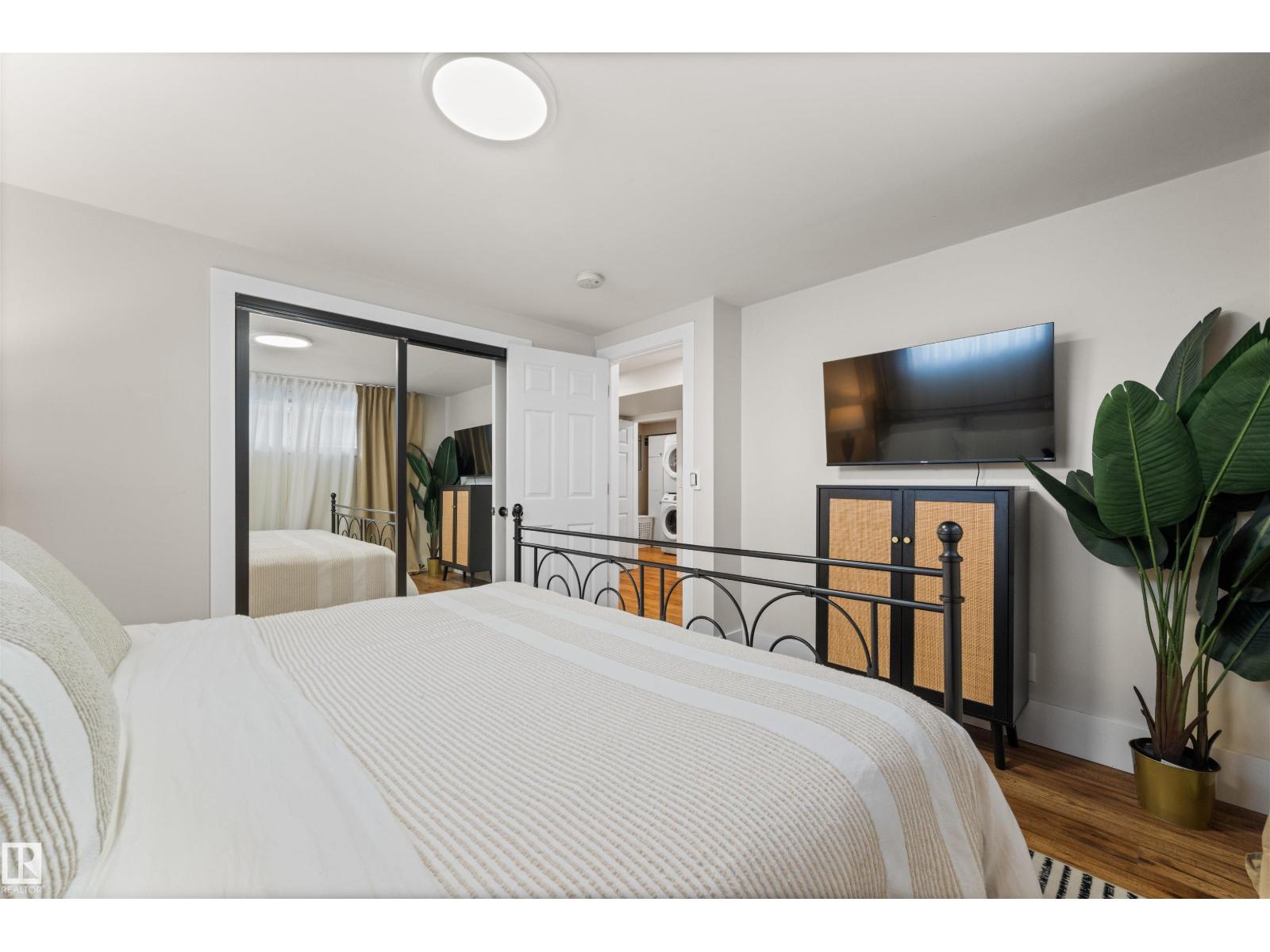 10616 125 ST NW, Edmonton