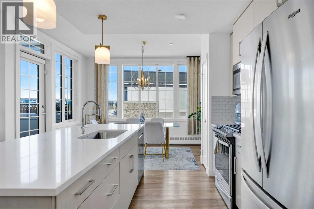 
          38 Quarry Gate Southeast
            <br/>
            <span>Calgary</span>
            , 
            <span>AB</span>
             <span>T2C5T6</span>
        