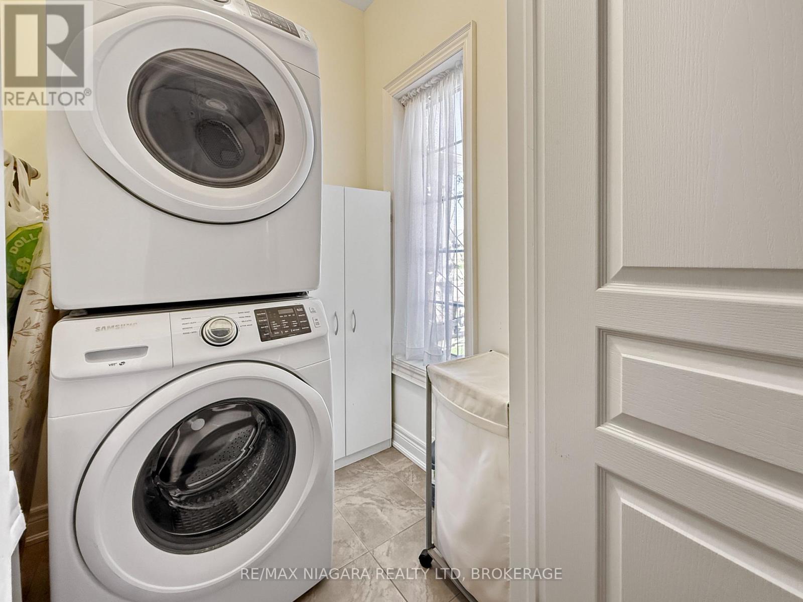 1041 MEADOWOOD STREET - 12