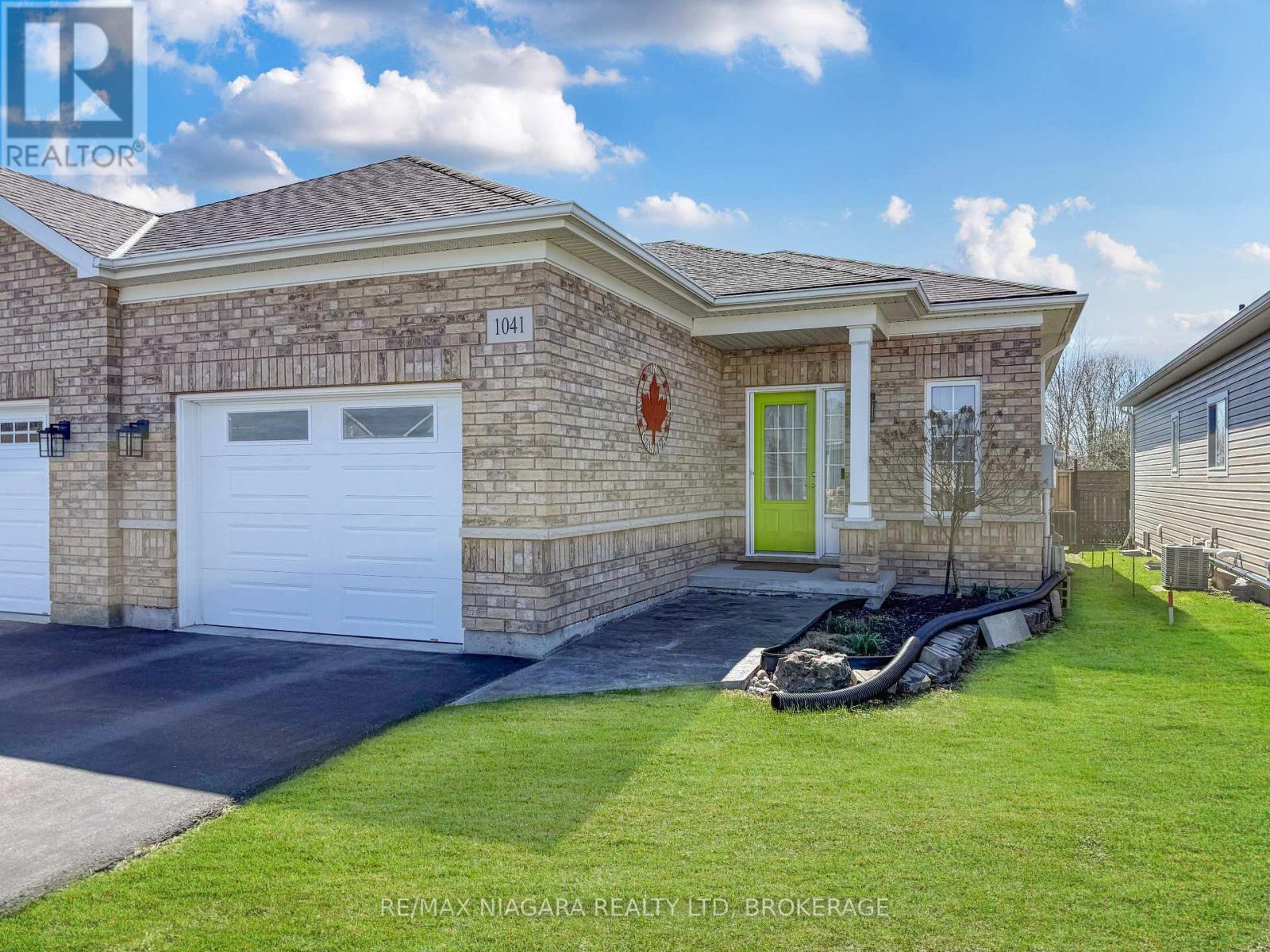 1041 MEADOWOOD STREET - 2