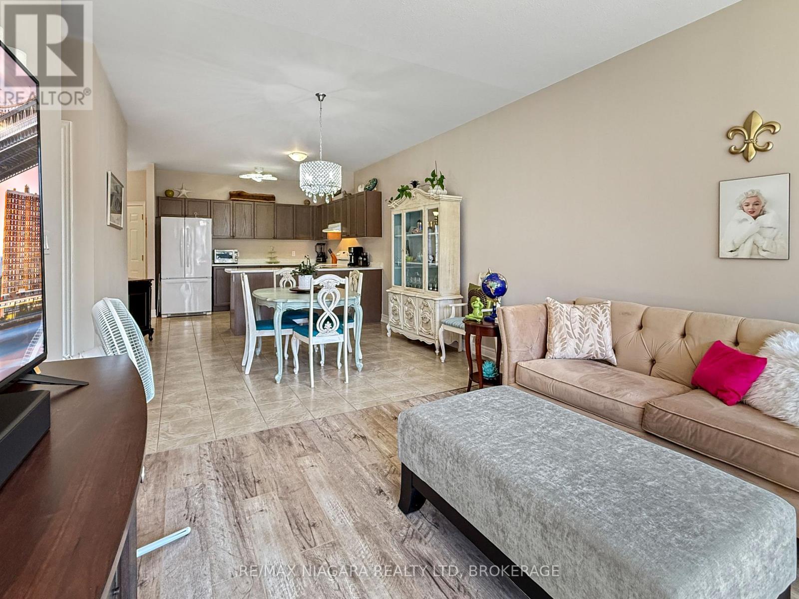 1041 MEADOWOOD STREET - 8