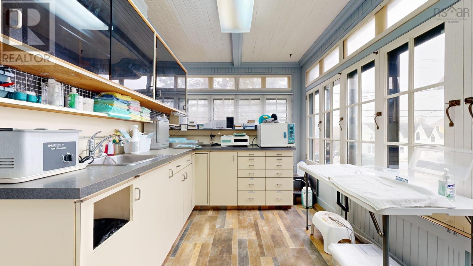 Property 10 of 31 of 130 Water Street