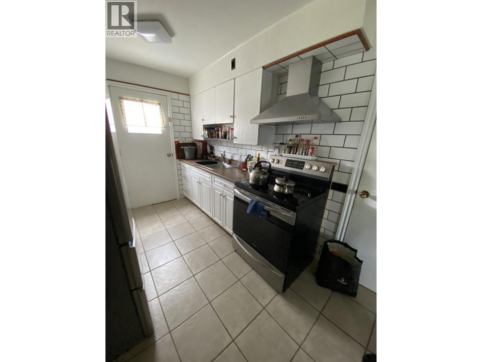 1836 W 2ND AVENUE - Image 3