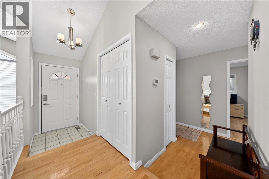 
          137 Woodbrook Road Southwest
            <br/>
            <span>Calgary</span>
            , 
            <span>AB</span>
             <span>T2W6C6</span>
        