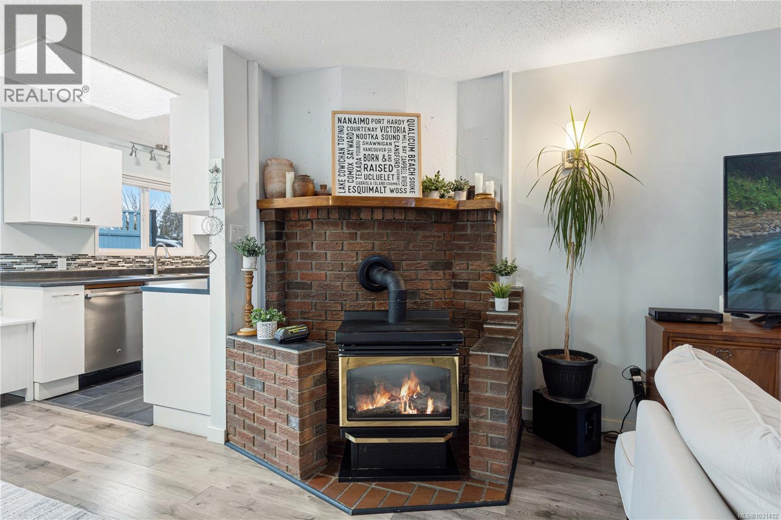 260 Pym St S, Parksville