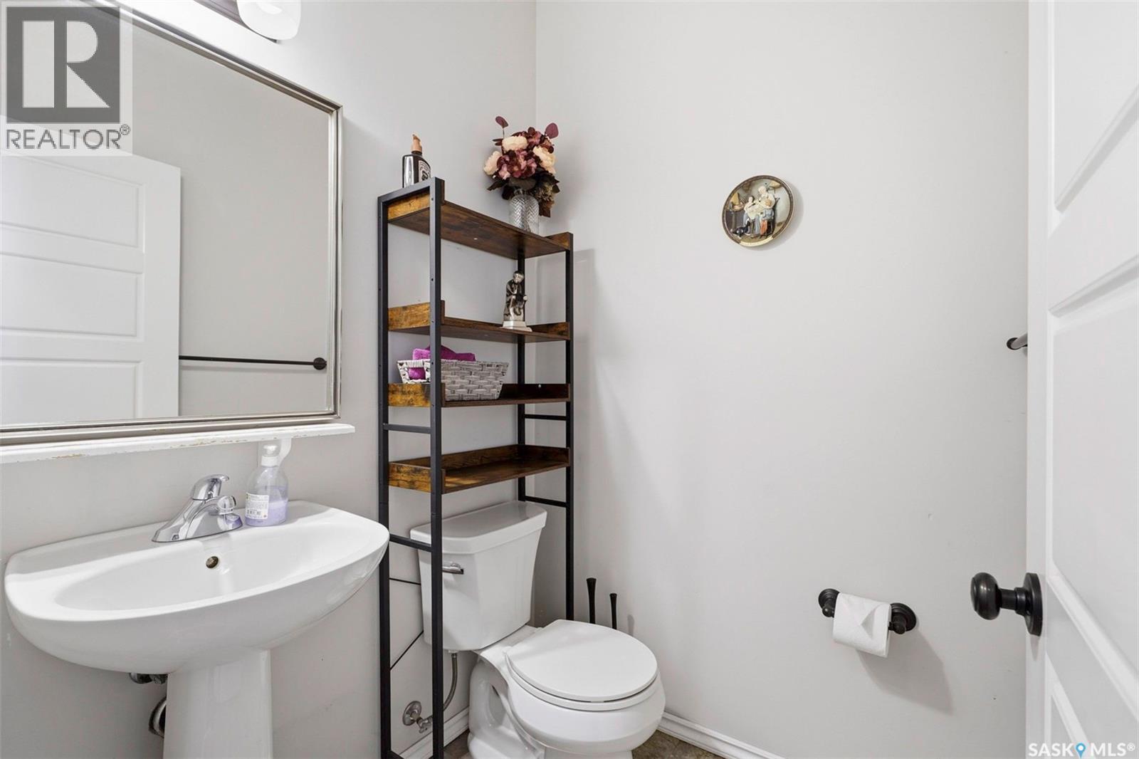 #722 150 LANGLOIS WAY - 13