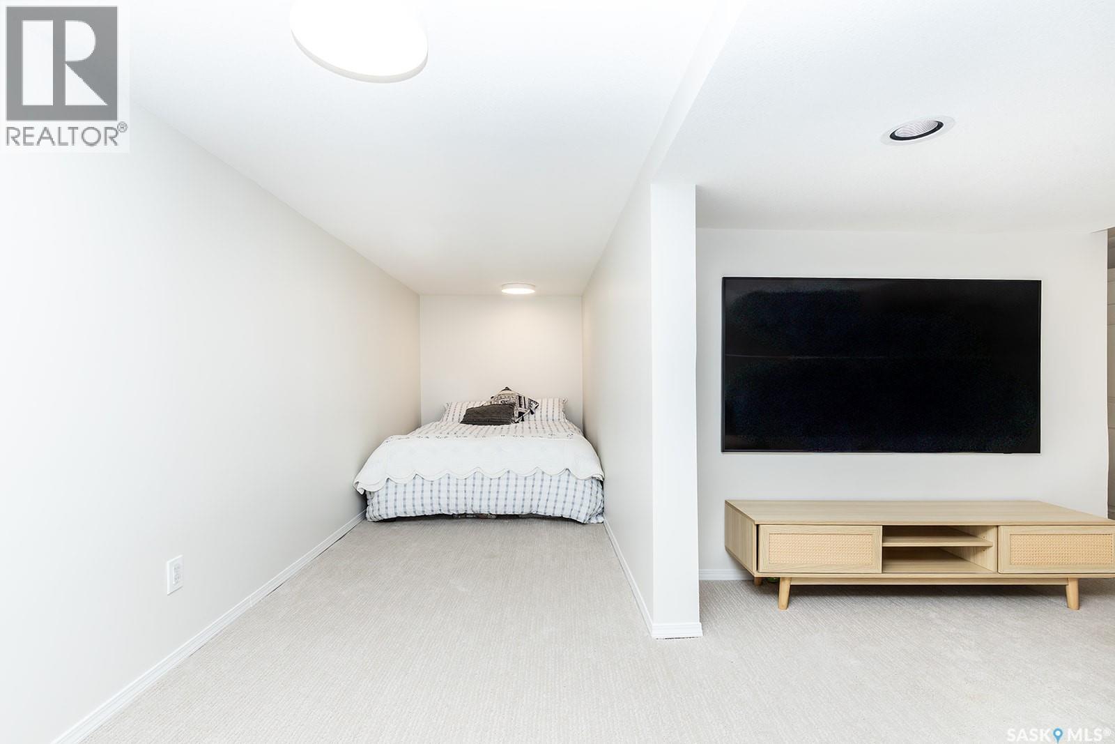 625 4TH AVENUE N - 28