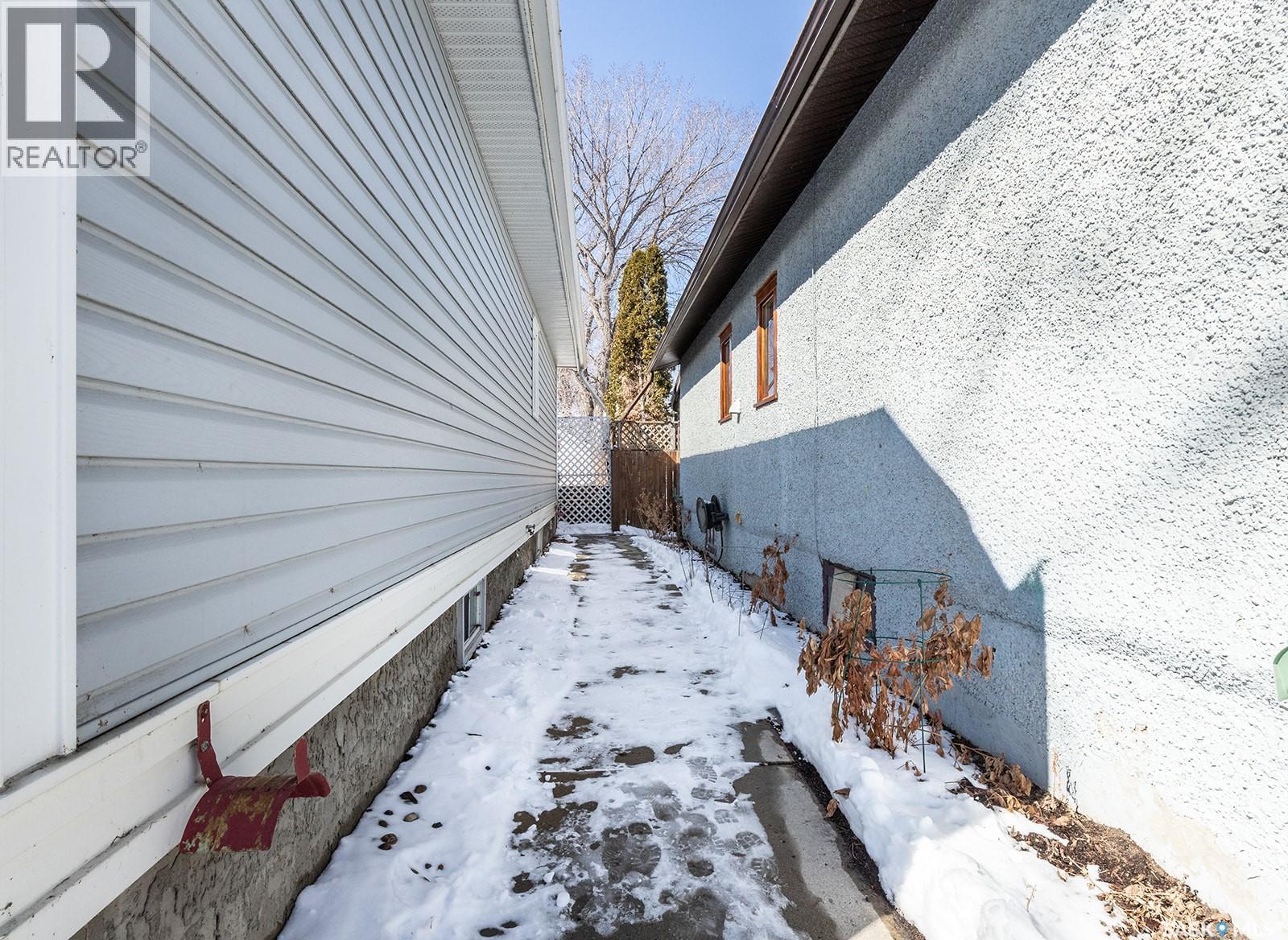 625 4TH AVENUE N - 41