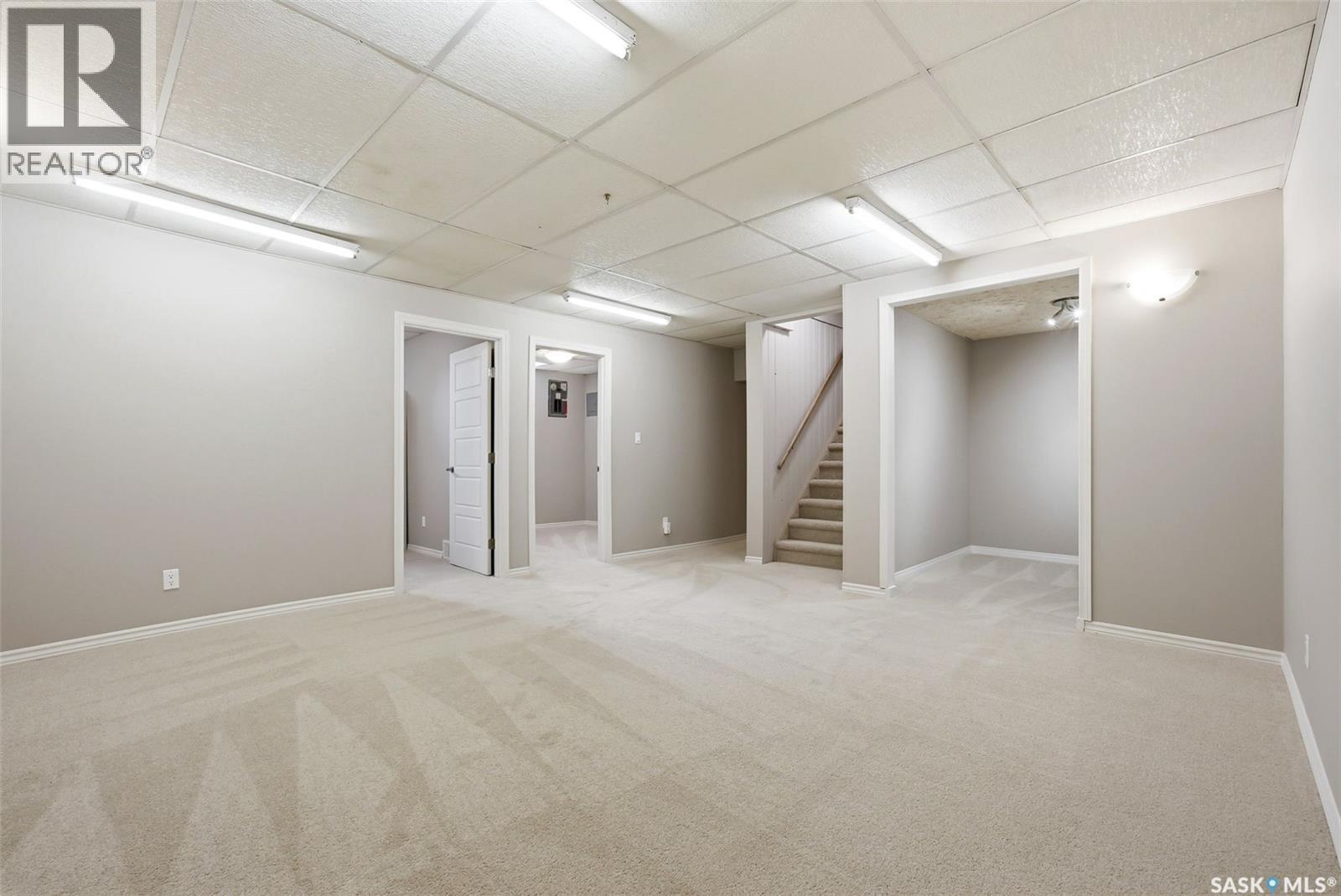 2102 CUNNING CRESCENT - 27