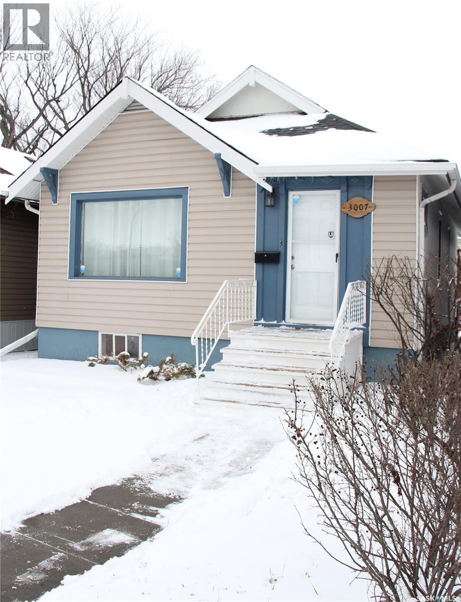 3007 DEWDNEY AVENUE - 1
