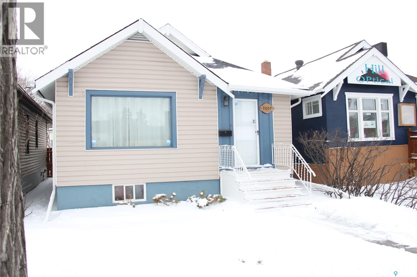 3007 DEWDNEY AVENUE - 2