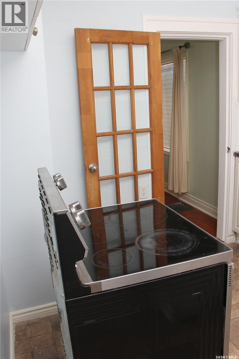 3007 DEWDNEY AVENUE - 30