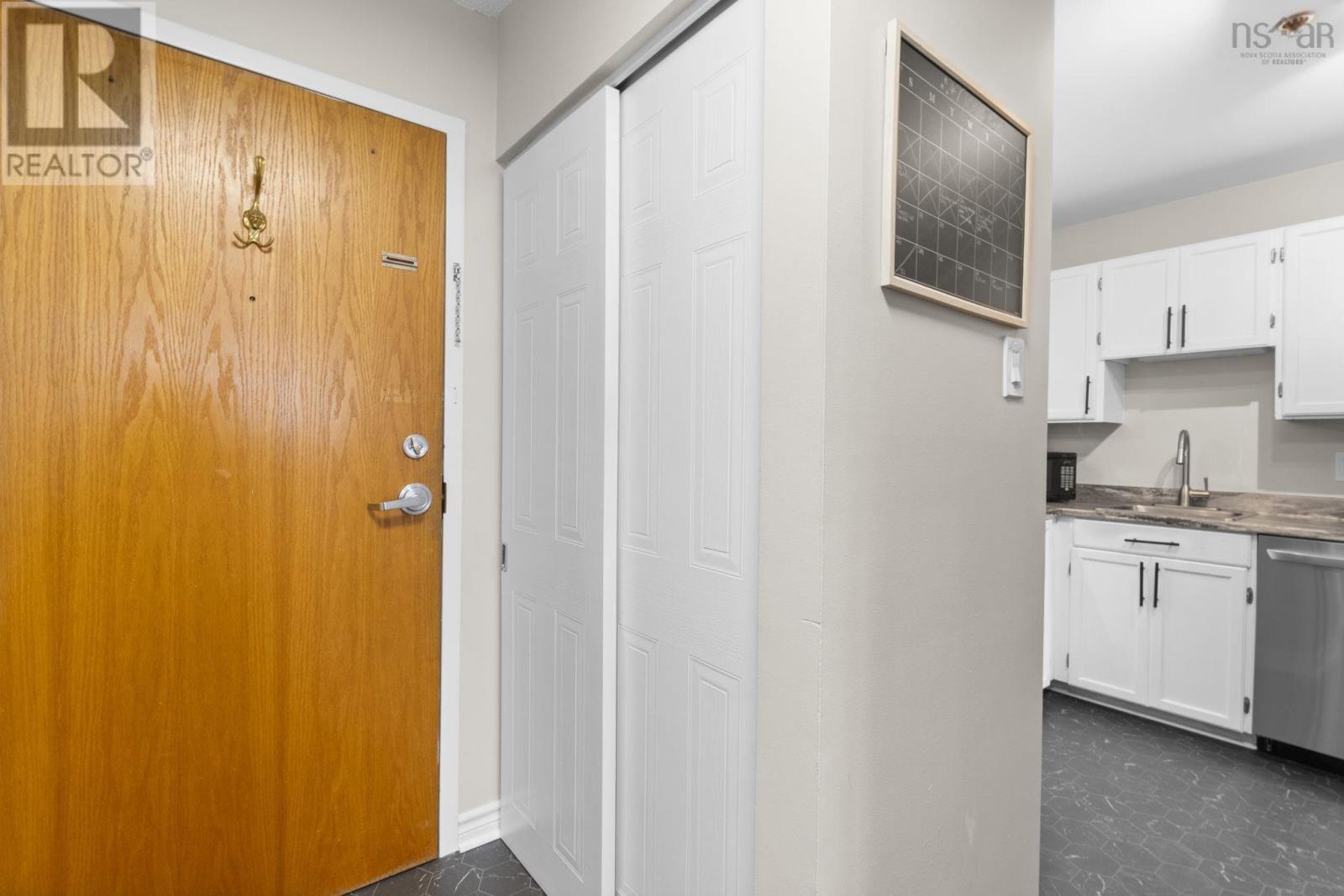 #115 79 COLLINS GROVE - 2