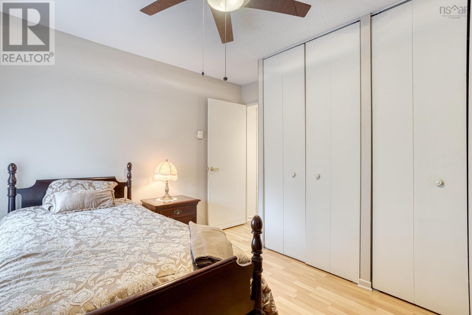 #107 26 BROOKDALE CRESCENT - 31