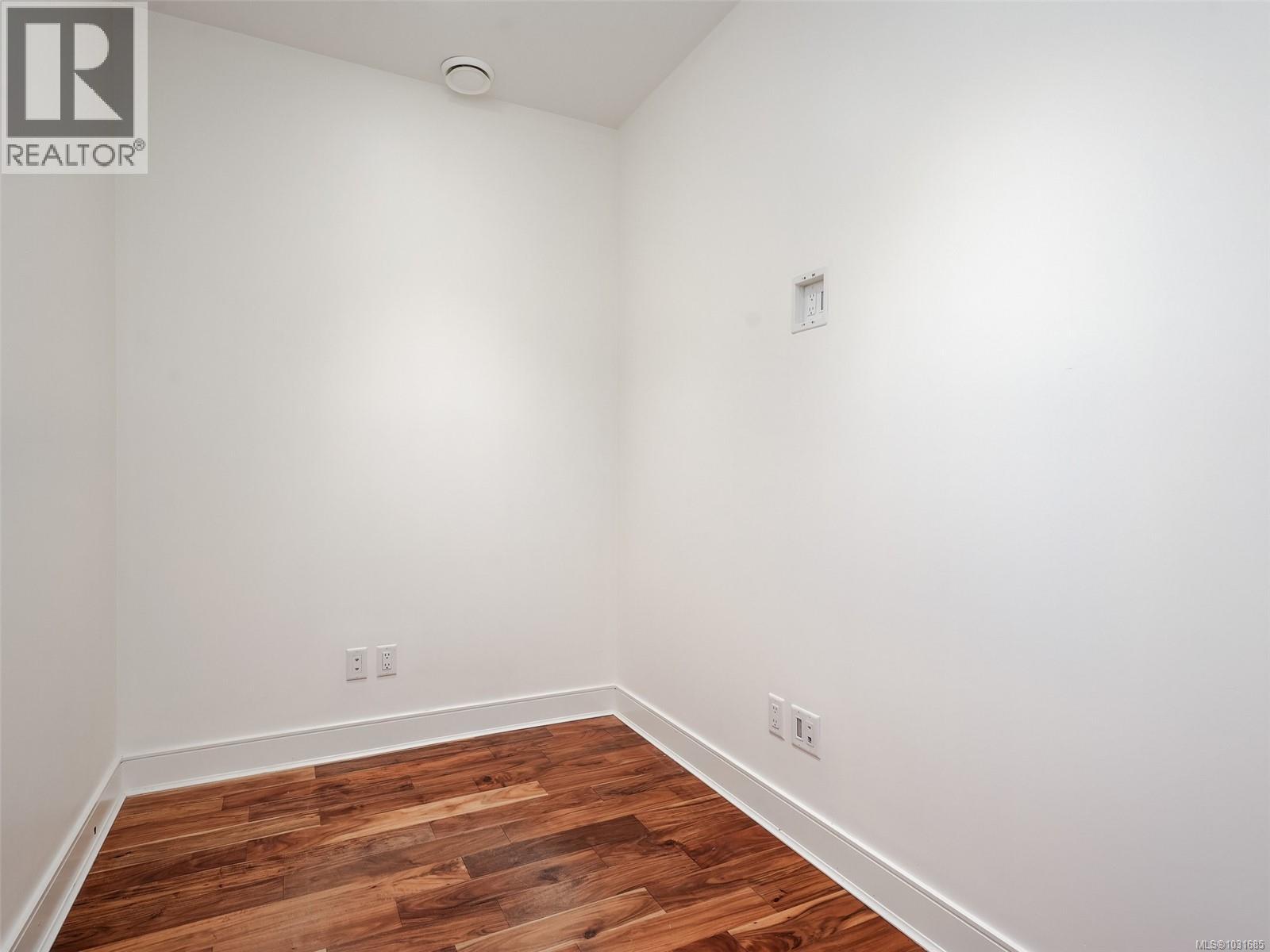 #N414 1105 Pandora Ave - 16