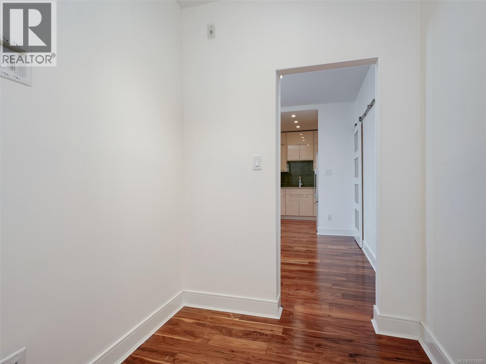 N414 1105 Pandora Avenue, Victoria