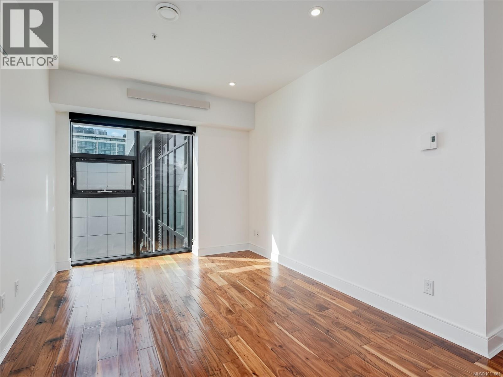 N414 1105 Pandora Avenue, Victoria