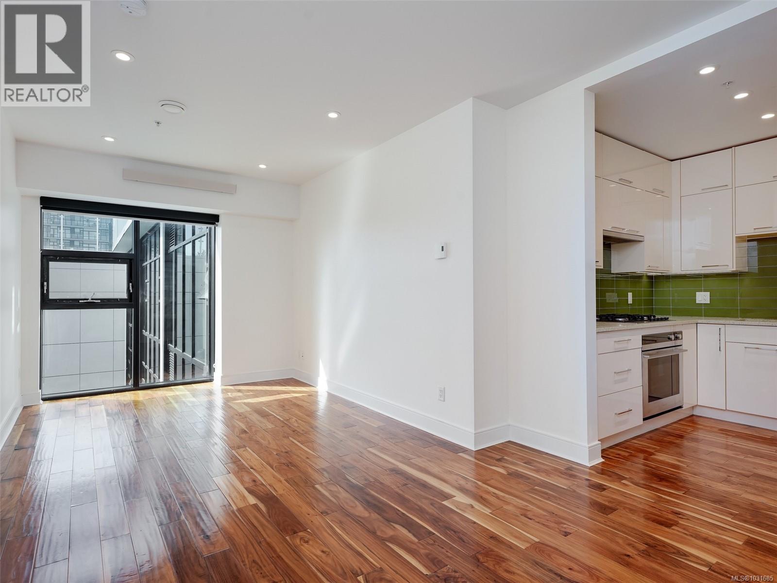 N414 1105 Pandora Avenue, Victoria