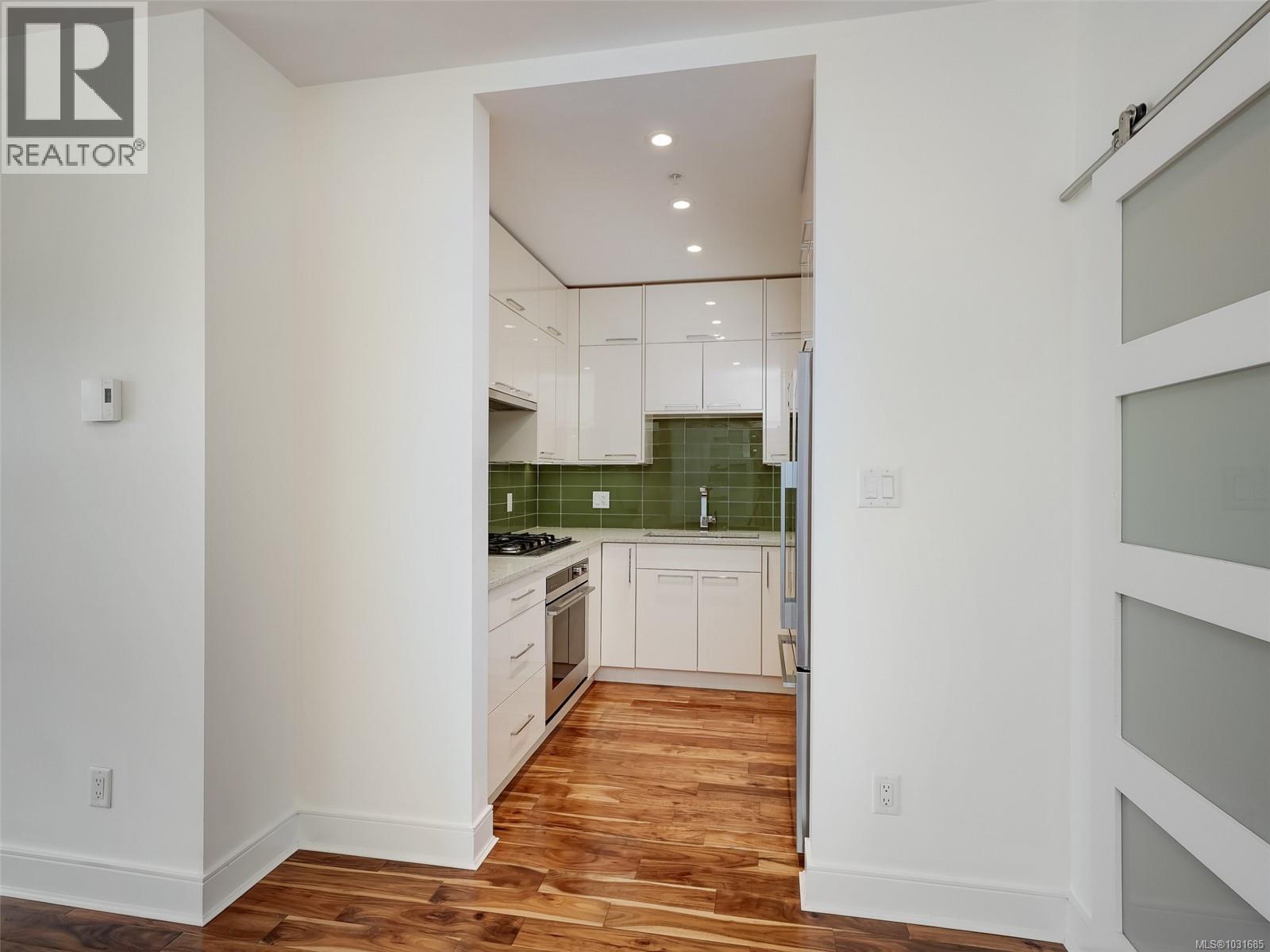 N414 1105 Pandora Avenue, Victoria