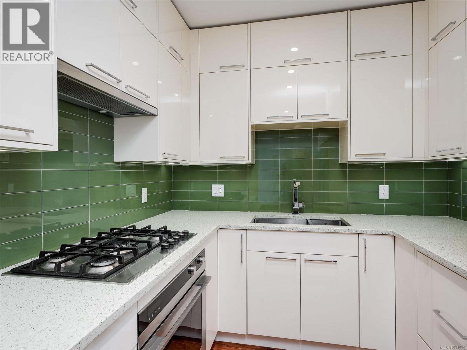 N414 1105 Pandora Avenue, Victoria