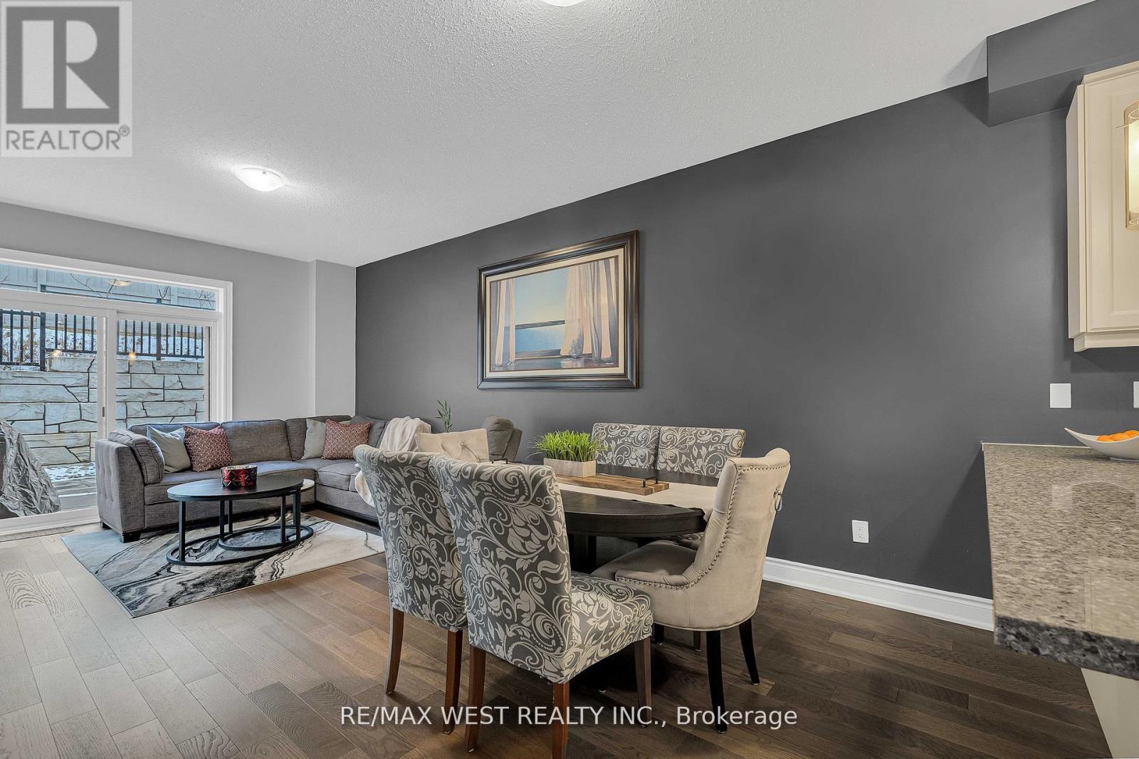 39 GILROY COURT - 16