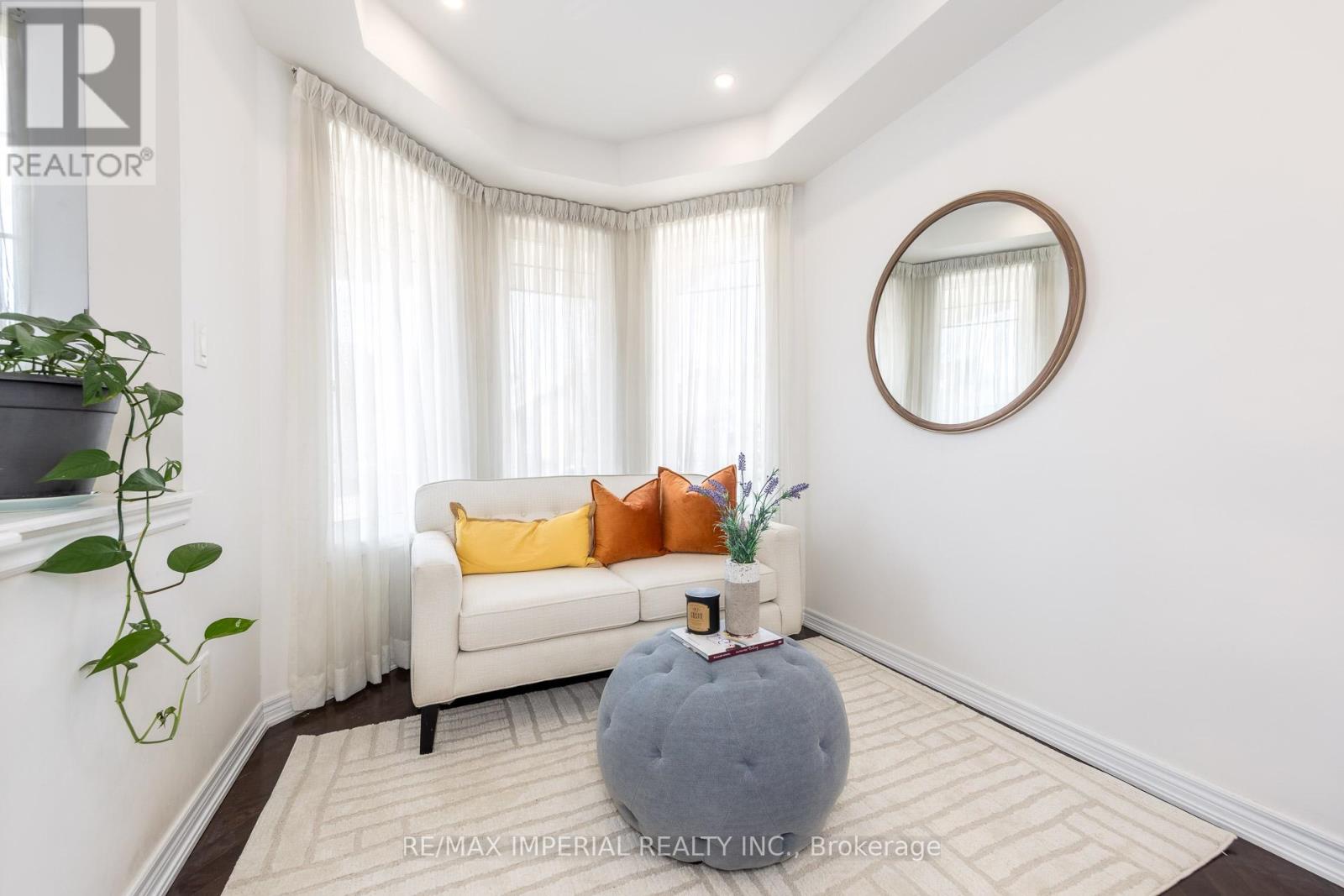 201 SHIRRICK DRIVE - 9