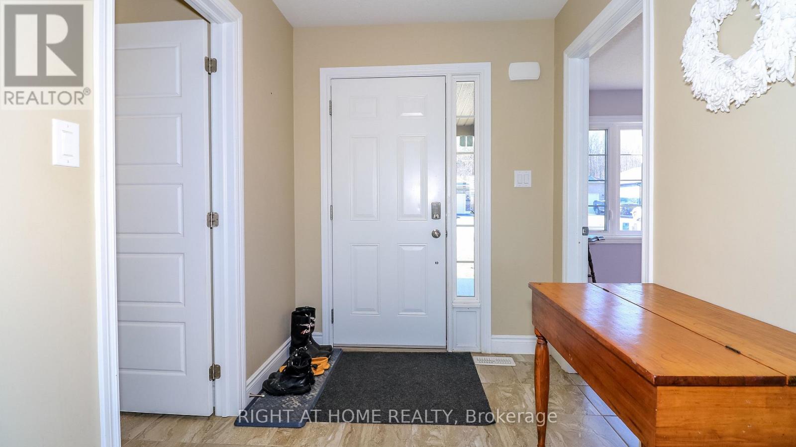 28 HUNTER AVENUE - 3