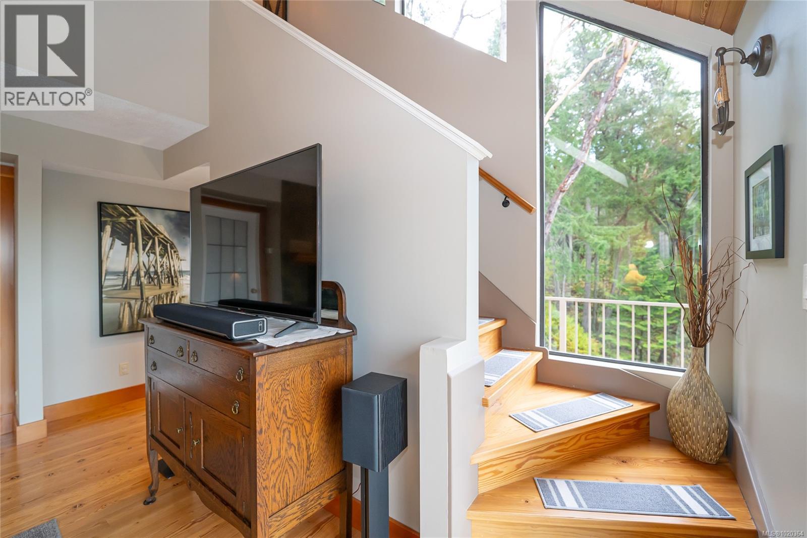 148 PILKEY POINT RD - 31