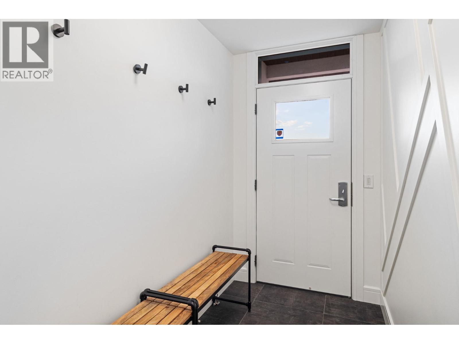 3756 Lakeshore Road Unit# 5, Kelowna