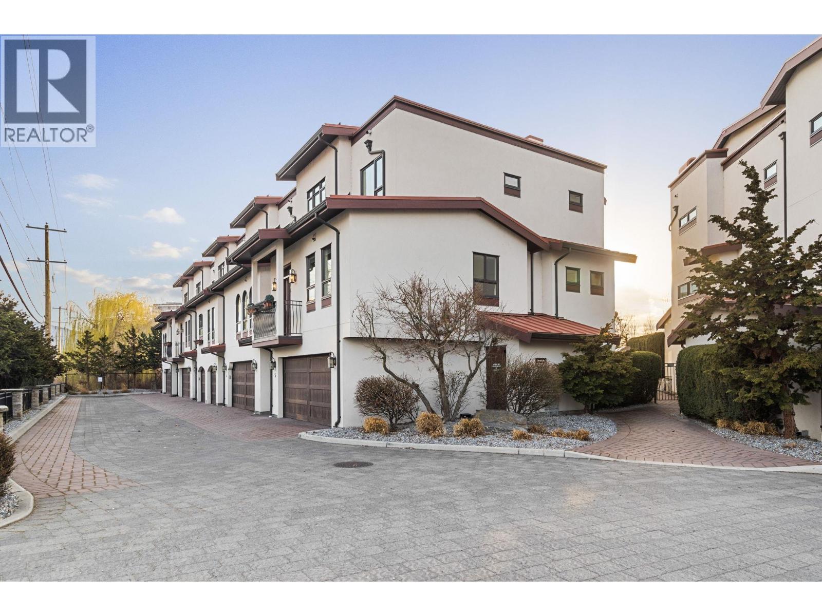 3756 Lakeshore Road Unit# 5, Kelowna
