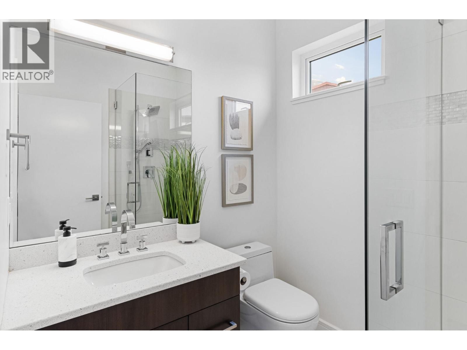 3756 Lakeshore Road Unit# 5, Kelowna