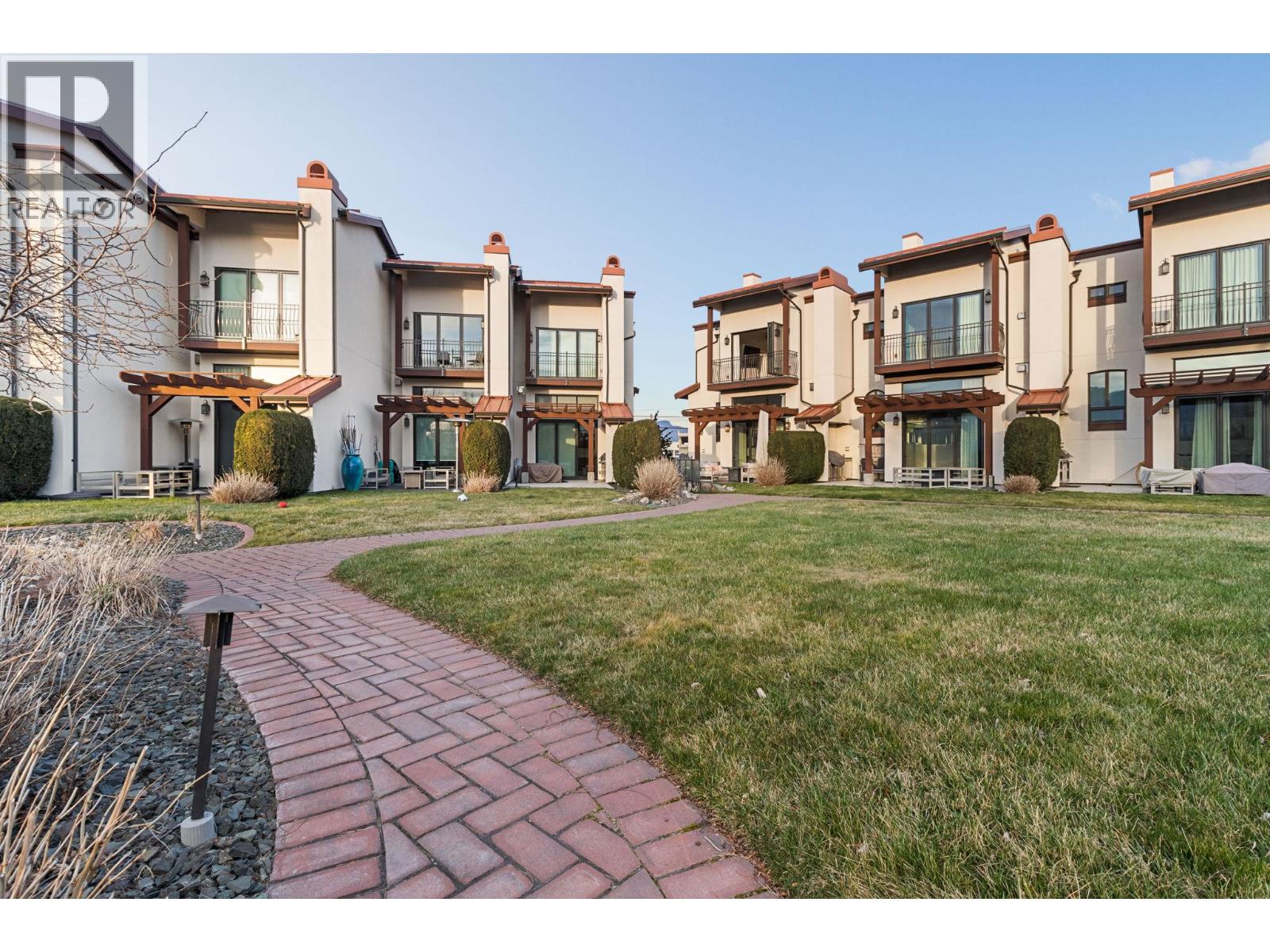 3756 Lakeshore Road Unit# 5, Kelowna