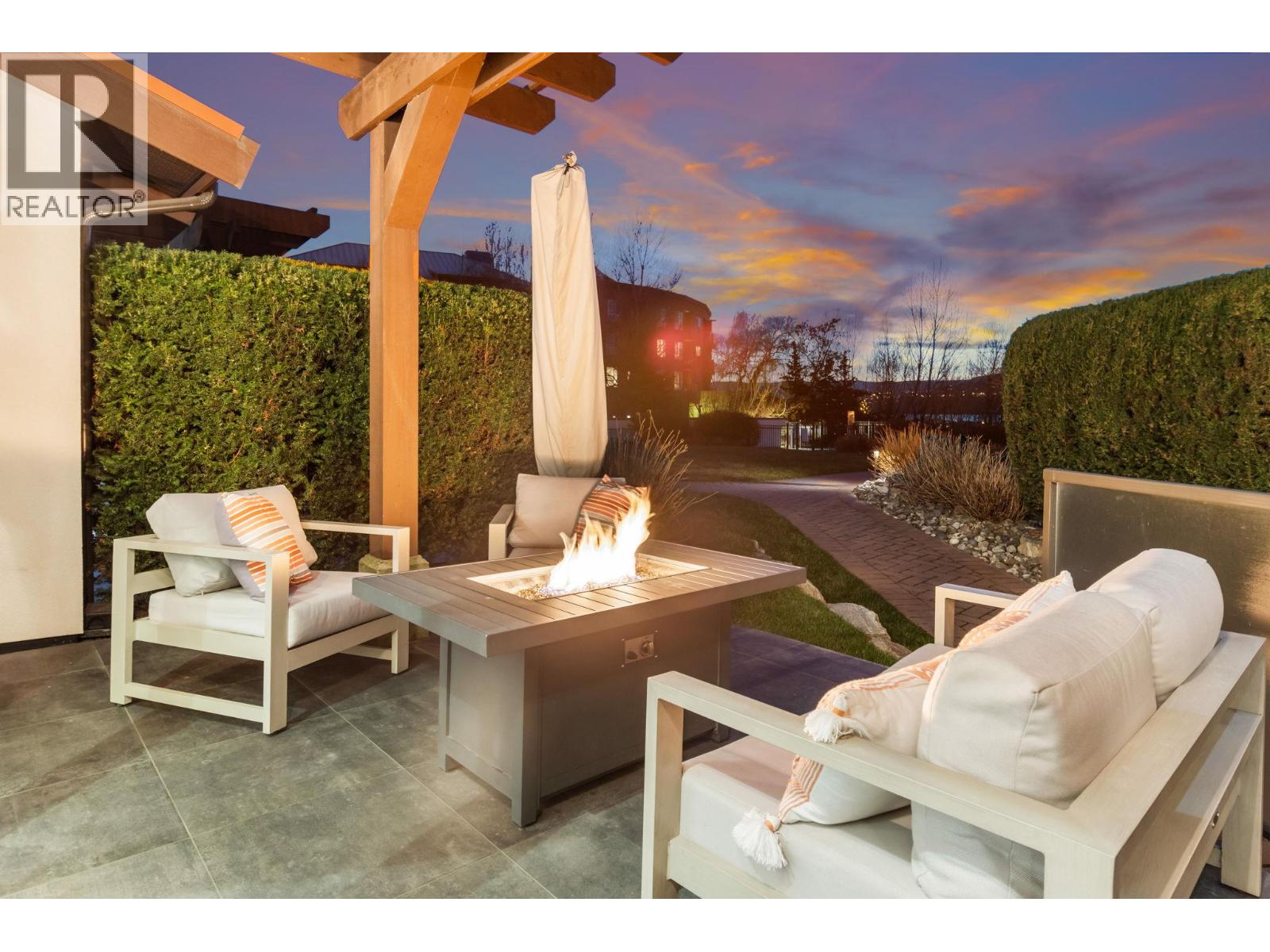 3756 Lakeshore Road Unit# 5, Kelowna