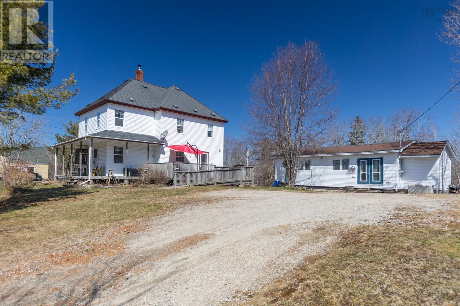 1 Belleville Road - 49