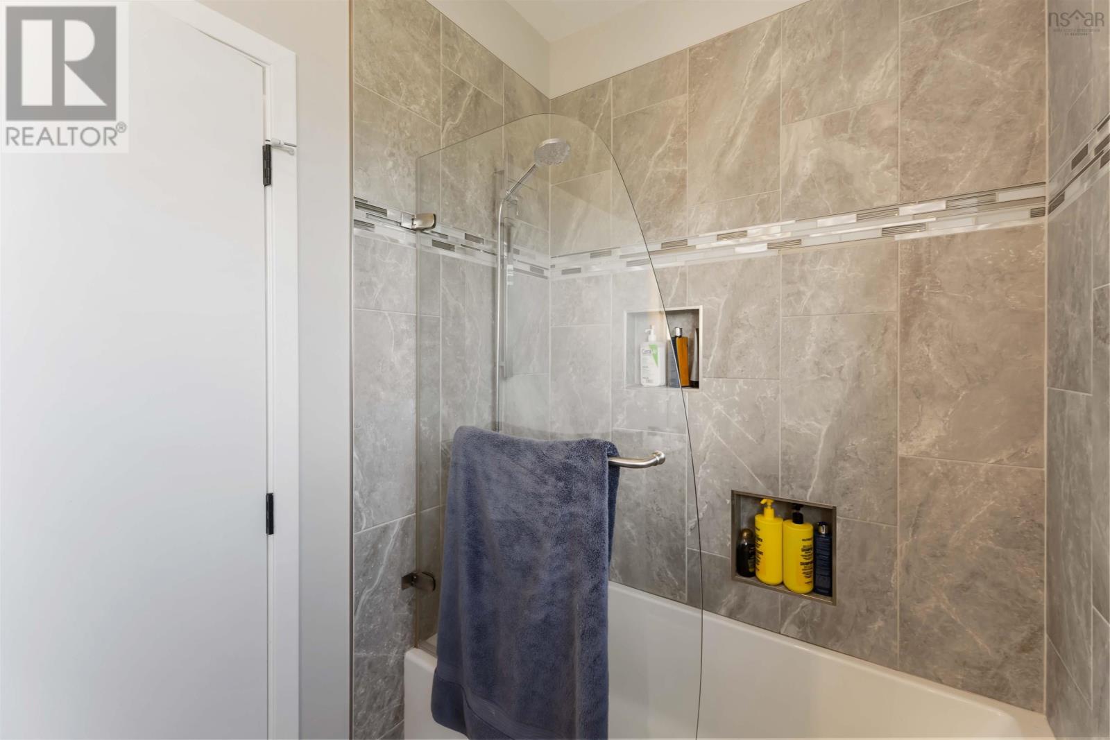 Property 15 of 33 of 1144 Avondale Road