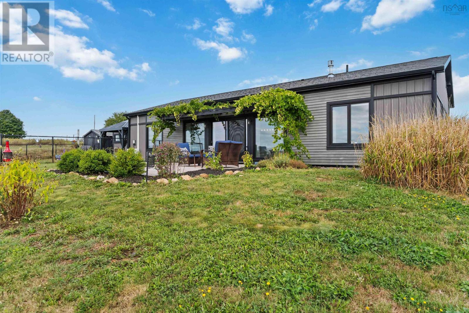 Property 29 of 33 of 1144 Avondale Road