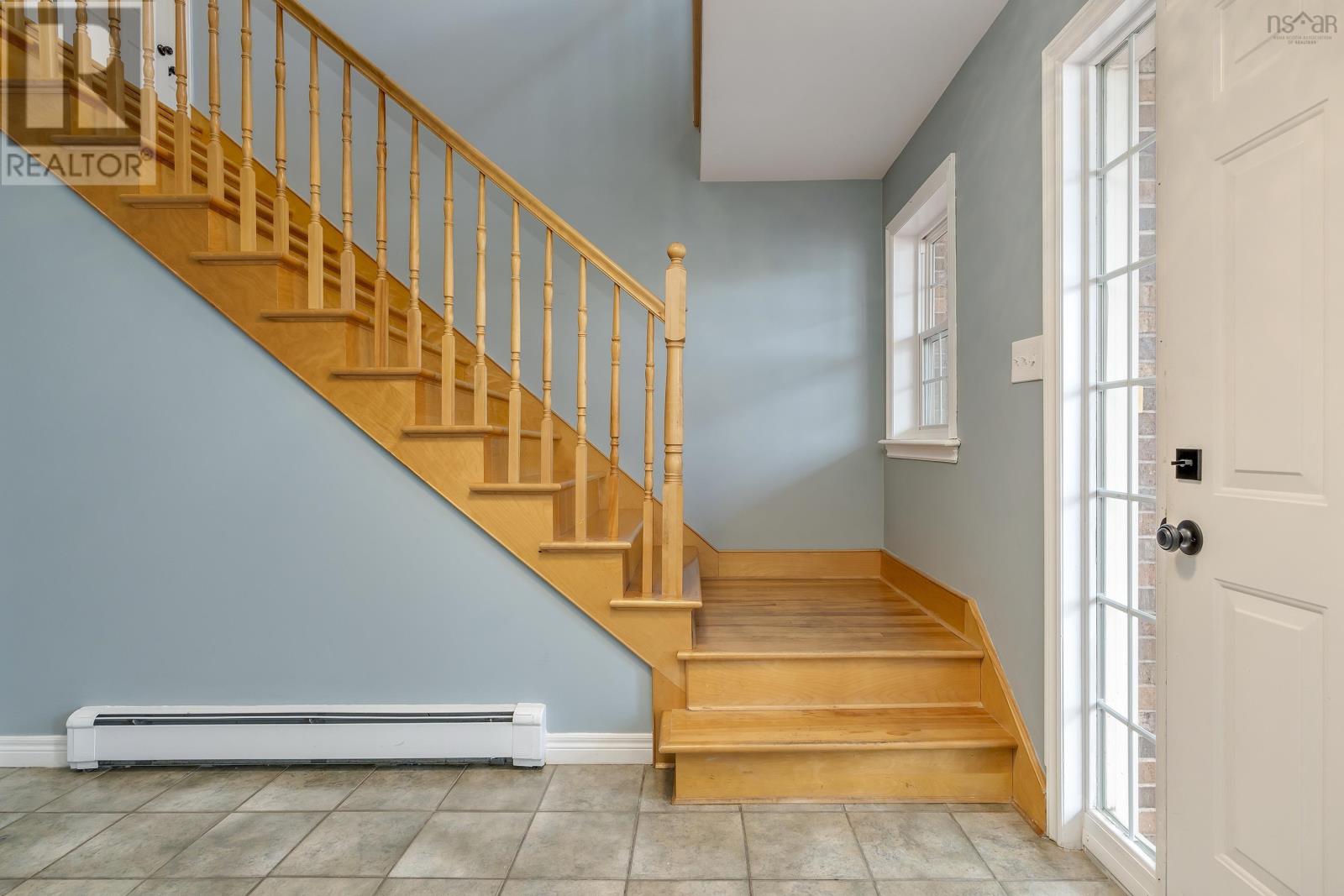 Property 21 of 49 of 246 Langbrae Drive