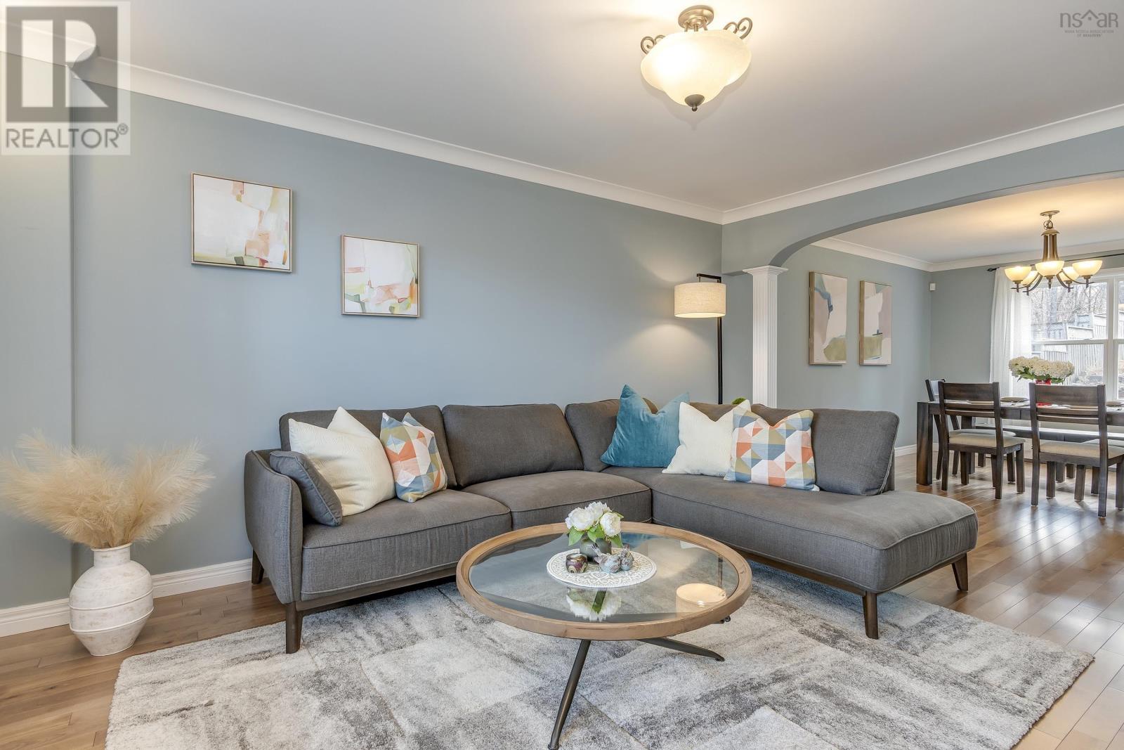 Property 4 of 49 of 246 Langbrae Drive