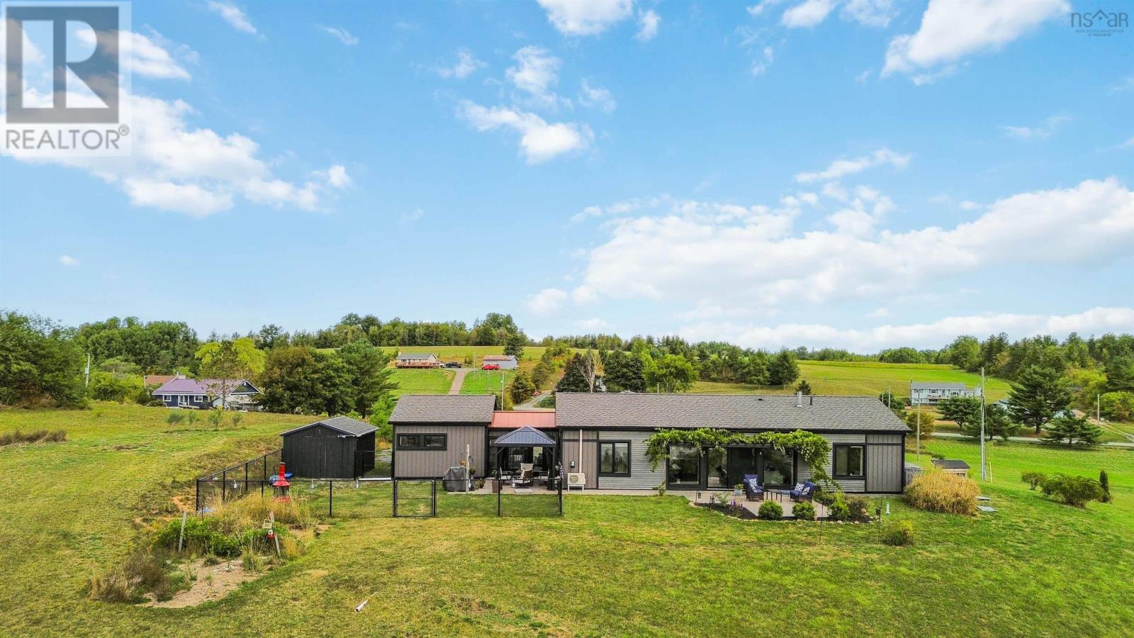 Property 4 of 35 of 1144 Avondale Road