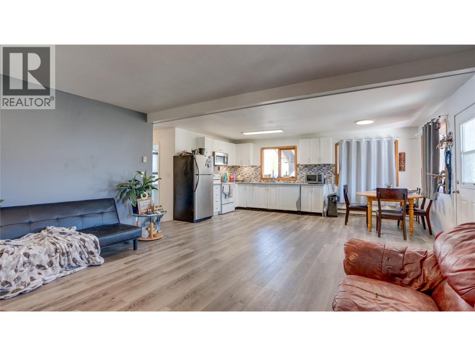 3854 TRINITY VALLEY ROAD - 23