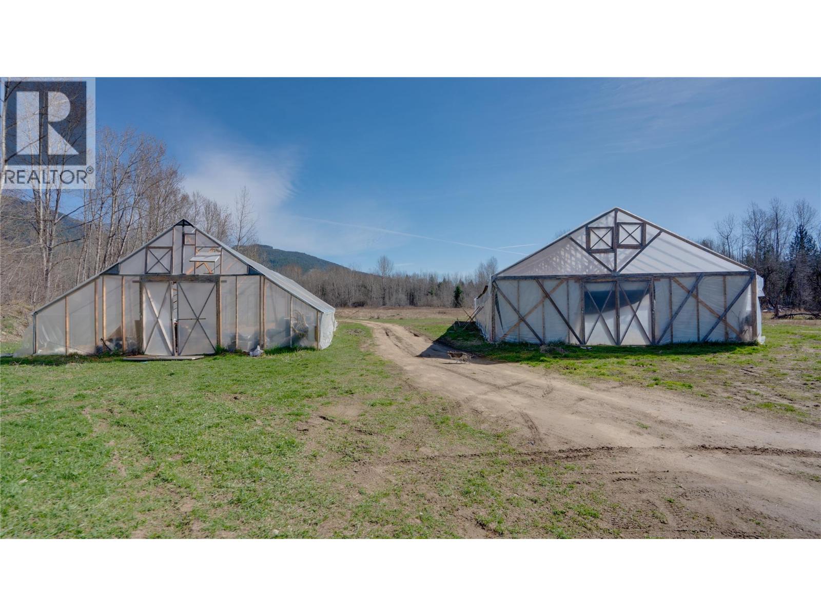 3854 TRINITY VALLEY ROAD - 35