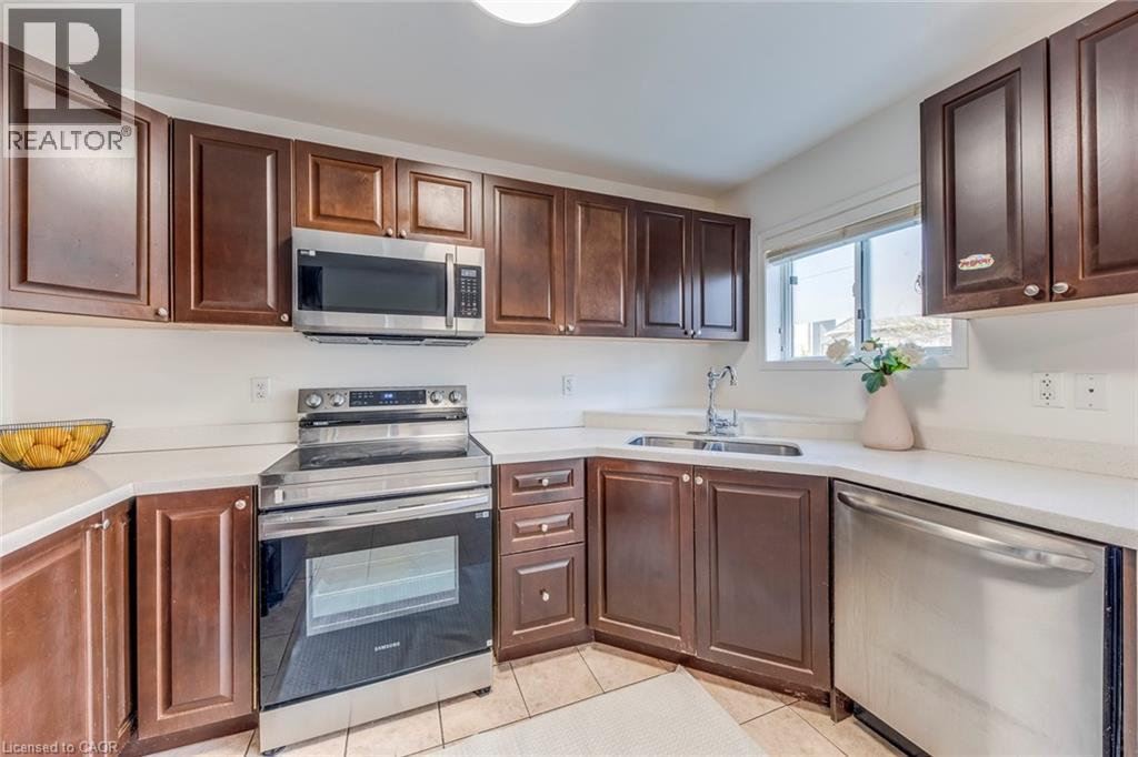 5811 PAGE Crescent - 24
