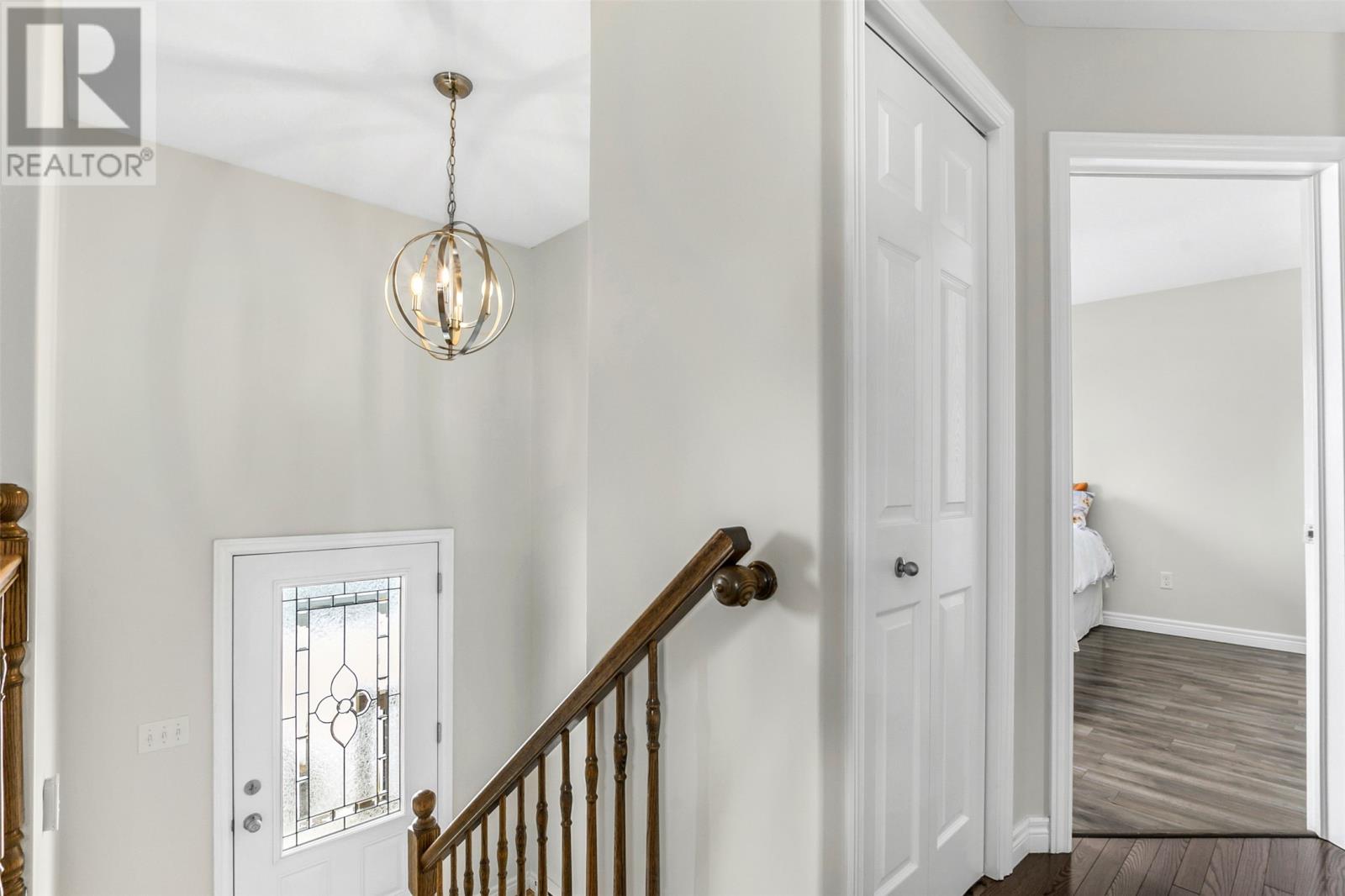 8 Cape Ballard Place — photo 12