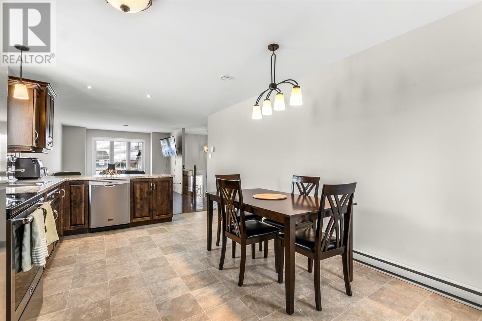 8 Cape Ballard Place — photo 14