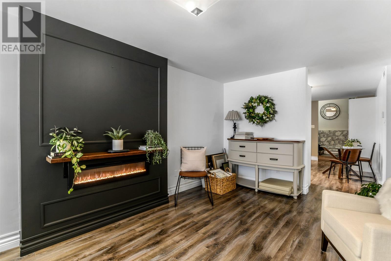 8 Cape Ballard Place — photo 33