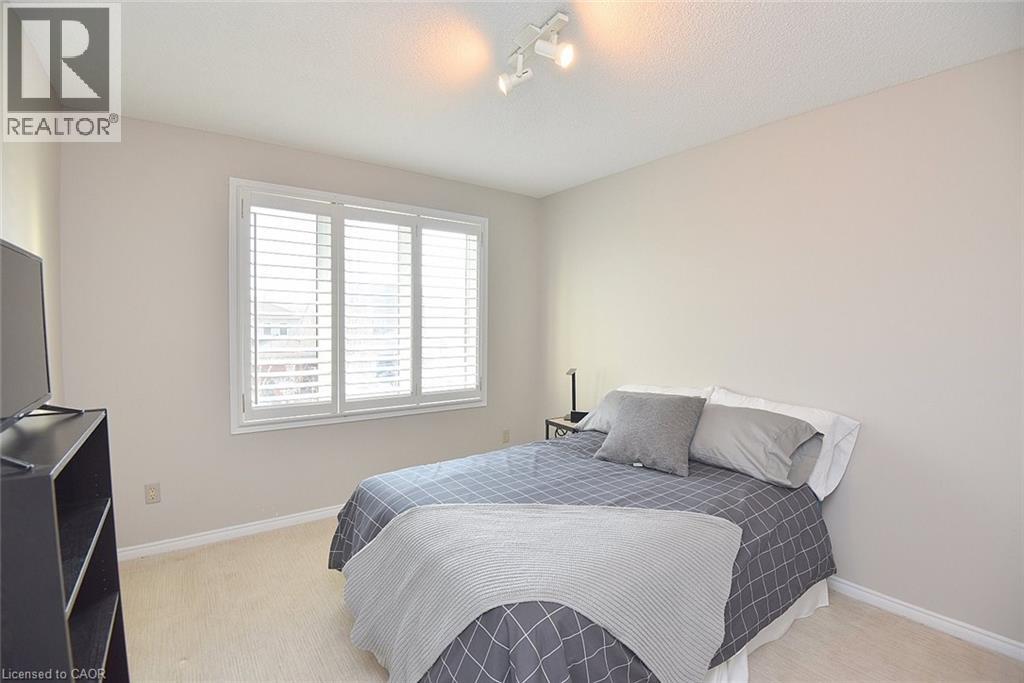 87 JEROME PARK Drive - 35