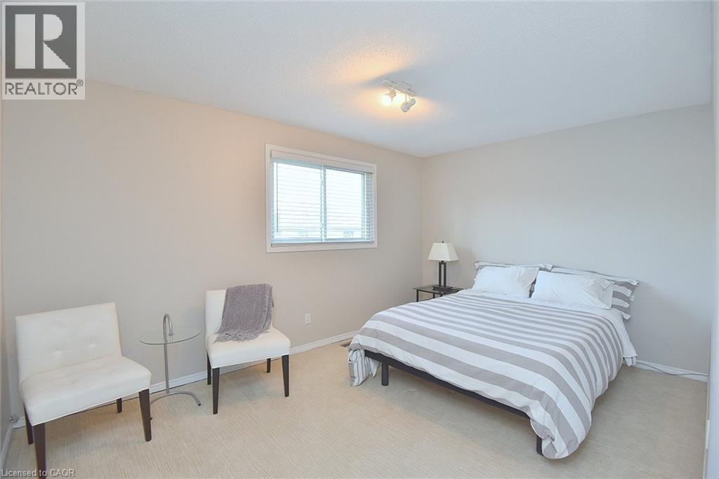 87 JEROME PARK Drive - 37