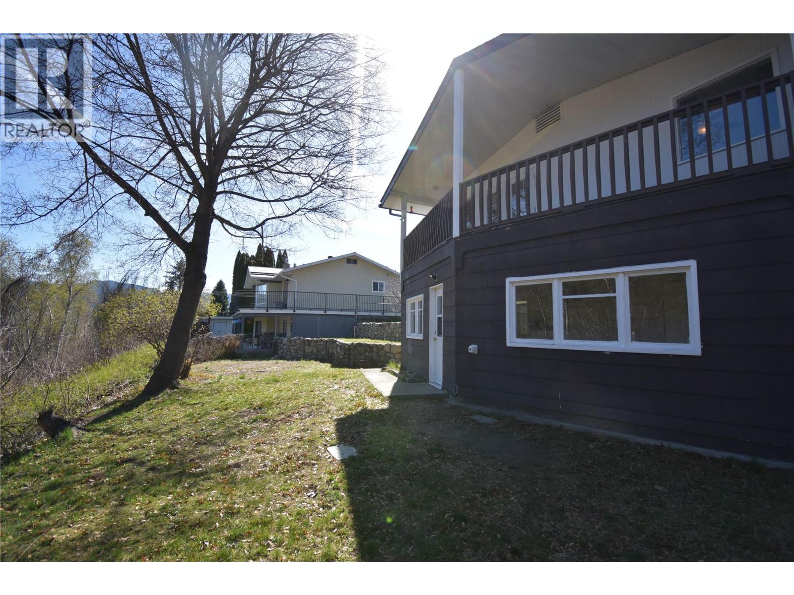 3605 9th Avenue, Castlegar