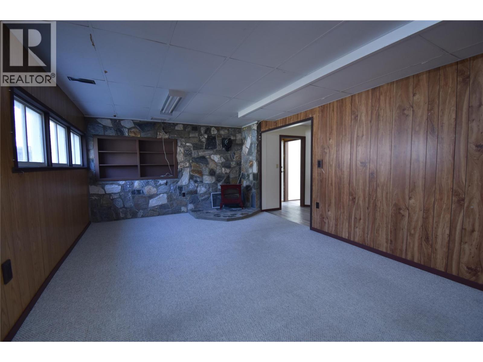 3605 9th Avenue, Castlegar