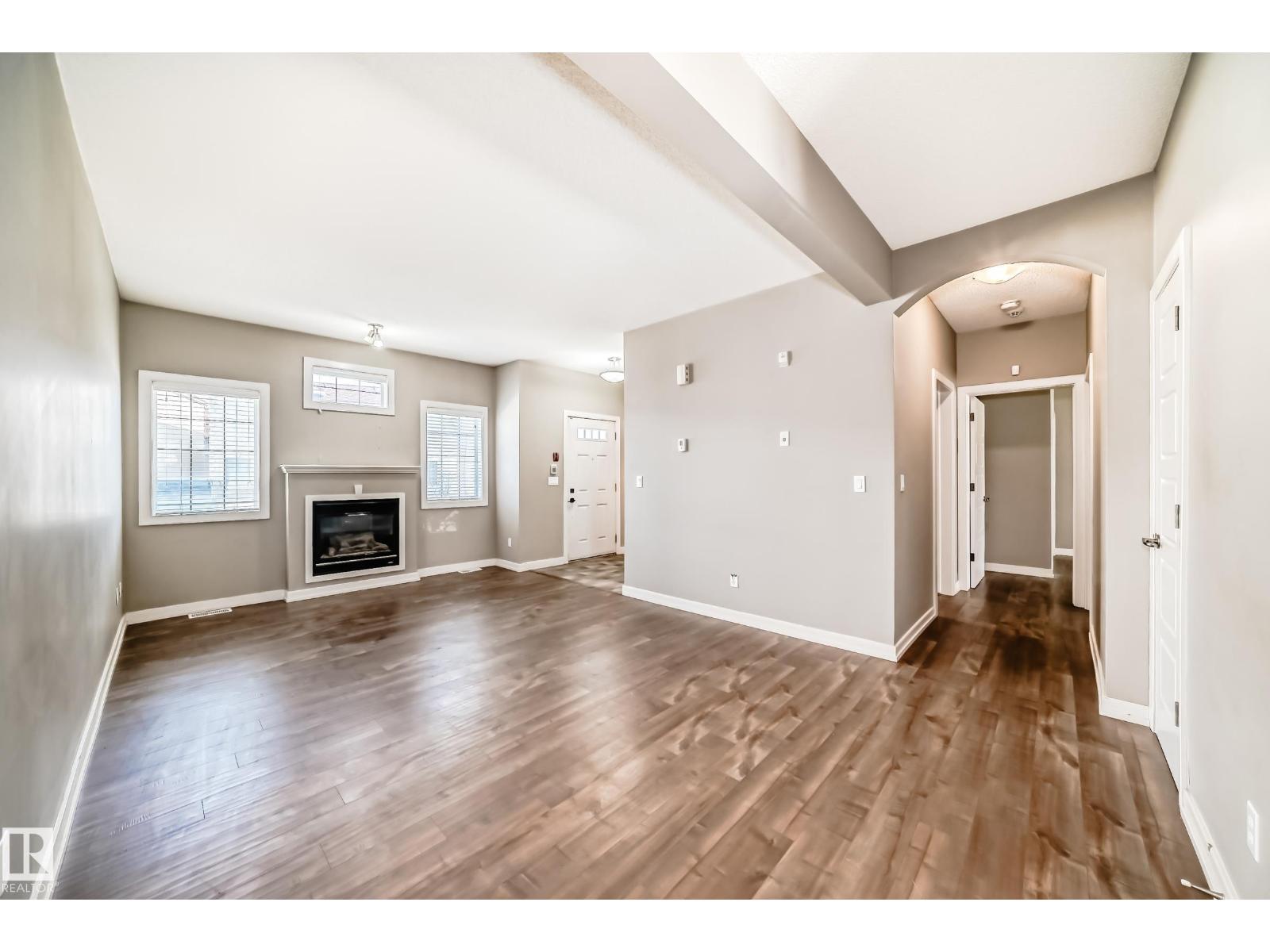 #44 13825 155 AV NW - 19